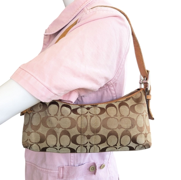 Coach Vintage Leather Canvas Women's Shoulder Hand Bag - Picture 2 of 14